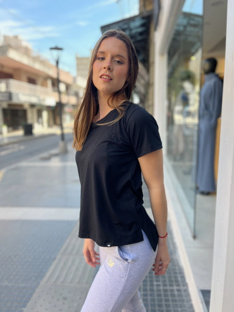 3219. Remera espalda larga - comprar online