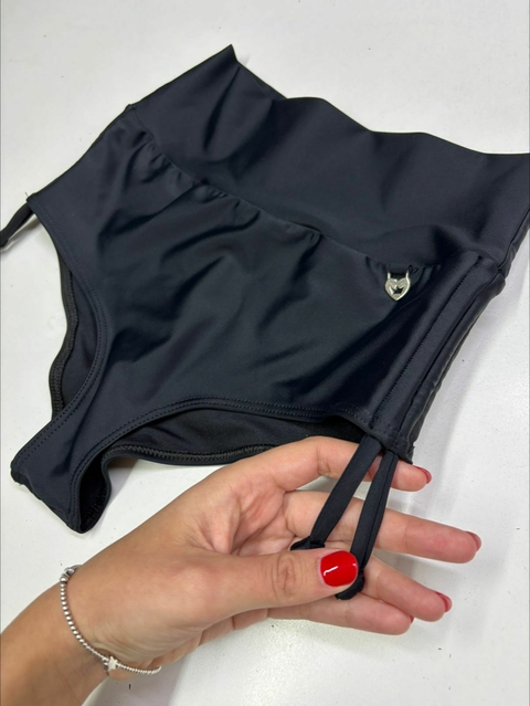 2252. Culotte NEGRO - comprar online