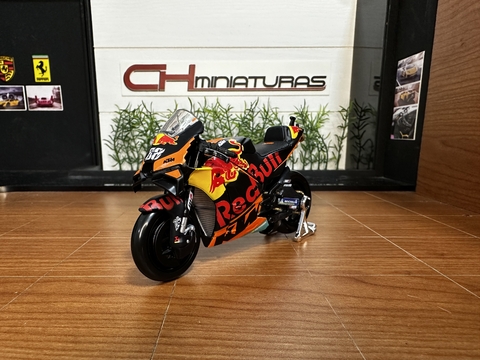 1:18 Maisto KTM RC16 #88 M. Oliveira Moto GP 2021
