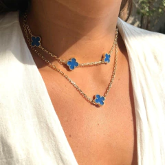 Gargantilha trevo azul