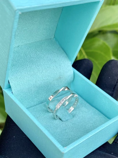 PAR ALIANÇA CROOKED PRATA950 na internet