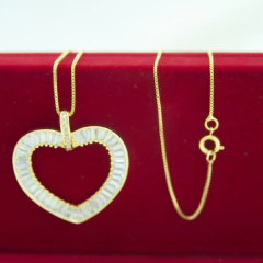 Gargantilha Coração Baguete