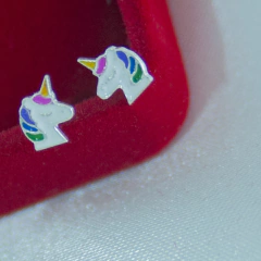 Brinco Baby Unicórnio