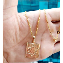 Corrente Cadeado Tijolinho com Pingente Placa Estrela Davi na internet