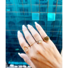 Anel Dedinho Coração Grande - I C Pratas Joalherias