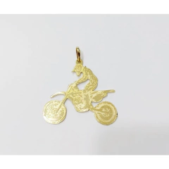 Pingente Motocroos Banhado a Ouro 18k.