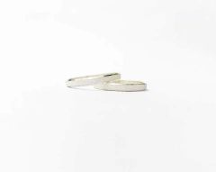 Aliança 2mm chanfrada - comprar online