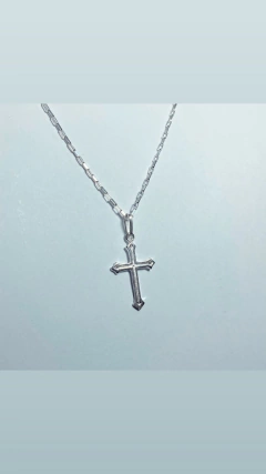 PINGENTE CRUZ DETALHES NA PONTAS - comprar online