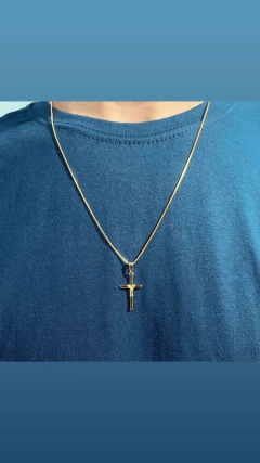 CONJUNTO CRUZ PEQUENA NÓ BANHADA A OURO18K