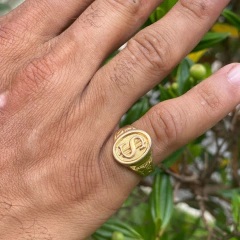 ANEL OVAL CIFRÃO BANHADO A OURO18K