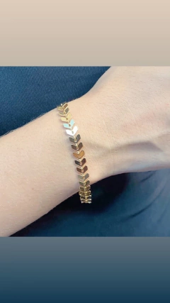 PULSEIRA SETINHA DOURADA - comprar online