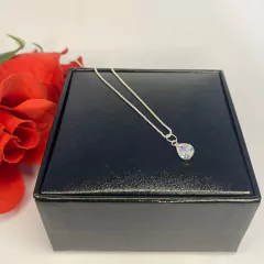 GARGANTILHA PONTO LUZ GOTA BRANCA