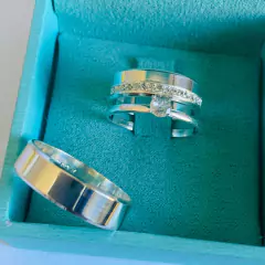 COMBO PAR DE ALIANÇAS BOOCK + ANEL SOLITARIO PRATA - comprar online