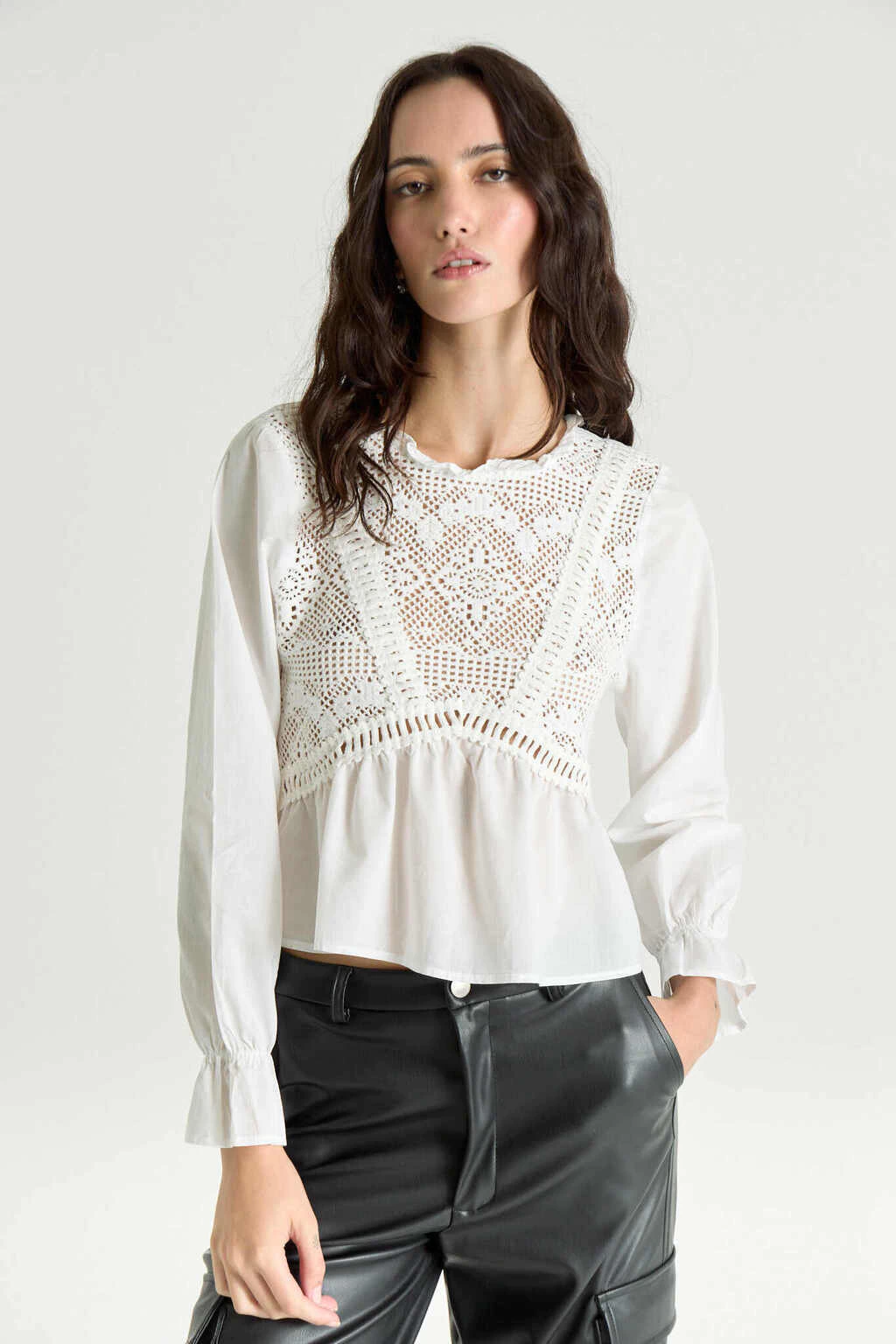 BLUSA BETWEEN