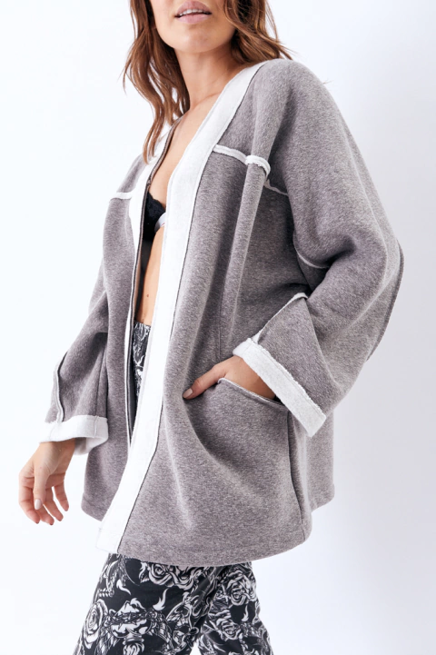 Art. 661 22 BATA DE FRIZA ANIWAY SWEET VICTORIAN