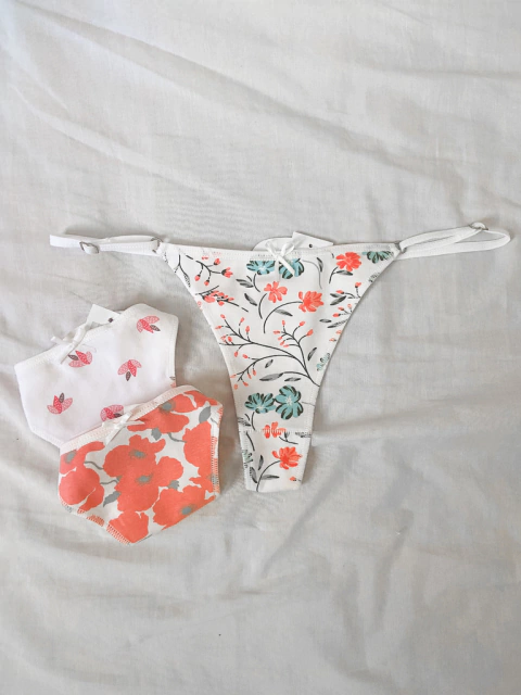 Art. 52680 COLA LESS REGULABLE FLORABELLE SOL Y ORO