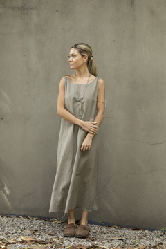 VESTIDO ARGOLLAS LARGO - Intervalo de Paz
