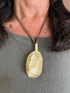 COLLAR CUARZO BRONCE en internet