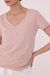 Remera V Azucena Rosa - Artículo con descuento sin cambio ni devolución - comprar online