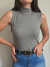 Blusa Regata gola alta - Cinza