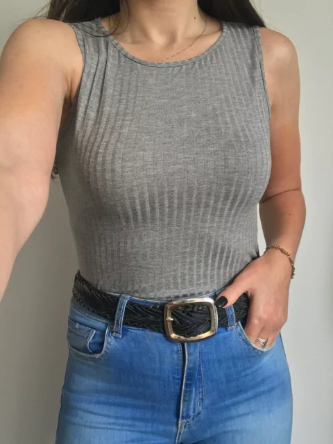 Blusa Regata gola redonda - cinza