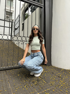Cropped Francine na internet