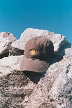 GORRA SOLEIL - YEY HOUSE