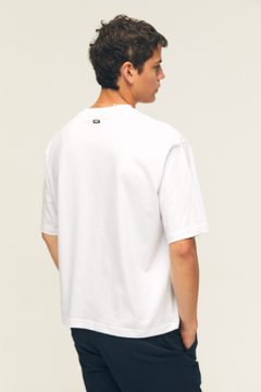 REMERA BOY BOXY - YEY HOUSE
