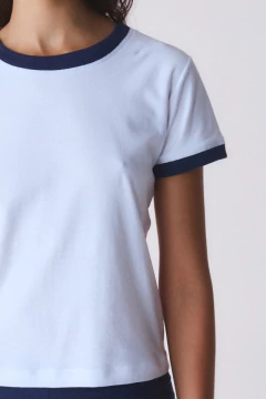 REMERA PRANA - YEY HOUSE