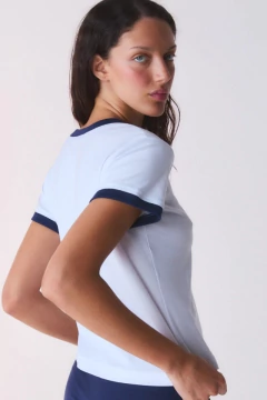 REMERA PRANA en internet