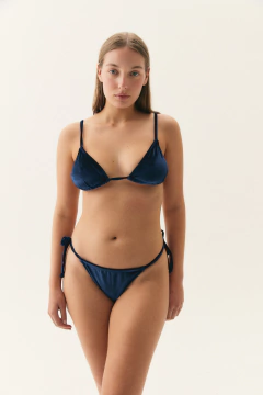 BIKINI NAXOS