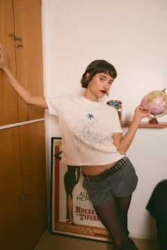 REMERA MUJER SALVAJE - comprar online