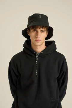 PILUSO YEY en internet