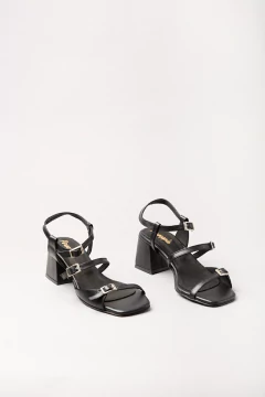 SANDALIA HEBILLITAS - YEY HOUSE