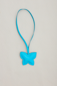 CHARM PINE BUTERFLY - comprar online
