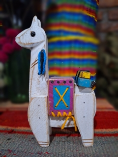 Llamita de Madera Reciclada