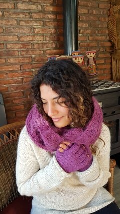 Cuello de lana de llama