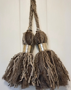 Imagen de Borla de Lana de Oveja con detalles de Alpaca