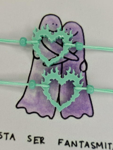 Pulseras acrilico de hilo para compartir (el par)