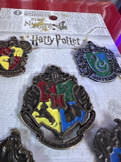 Pins Oficiales casas x 5 - comprar online