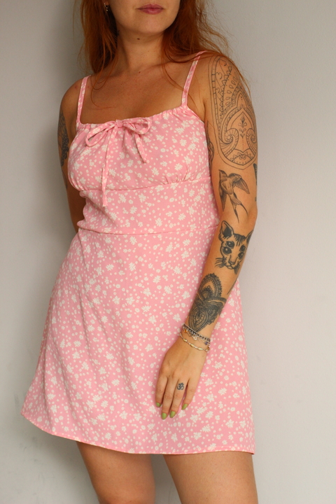 VESTIDO ALANIS FLORAL ROSA - comprar online