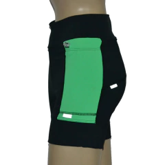 Shortinho 4 Bolsos Preto Lateral Verde - Pronta Entrega na internet