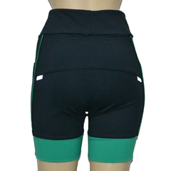 Shortinho 4 Bolsos Preto com Vivo e Barra Verde Bandeira - Pronta Entrega - corrabem