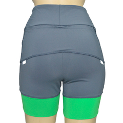 Shortinho 4 Bolsos Chumbo com Barra Verde Bonito- Pronta Entrega - corrabem