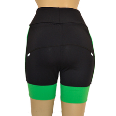 Shortinho 4 Bolsos Preto com Barra e Vivo Verde Bonito - Pronta Entrega - corrabem
