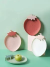 Plato strawberry 20cm aprox. (3 colores)