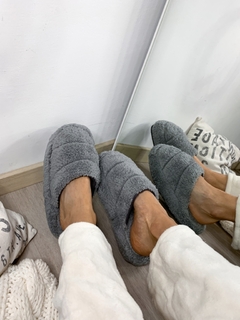 PANTUFLÓN GREY 2x1