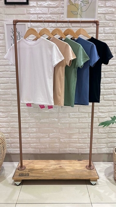 REMERA BASICA- ALGODÓN (5 COLORES / TALLES 1 AL 3)