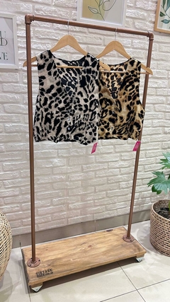 CHALEQUITO ANIMAL PRINT- SEDA (2 COLORES / TALLE ÚNICO) - comprar online