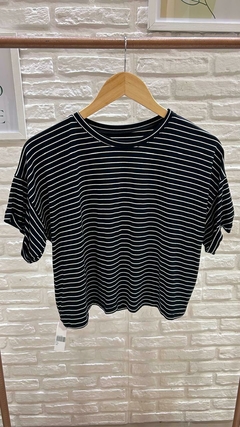 Imagen de REMERA CROP OVERSIZE A RAYAS- MODAL (3 MODELOS / TALLE ÚNICO)